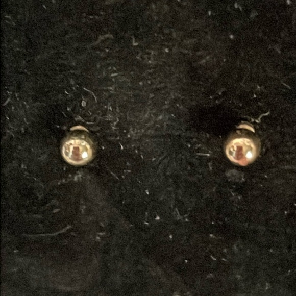 0.5” gold tone Minimalist ball stud earrings - Picture 3 of 10